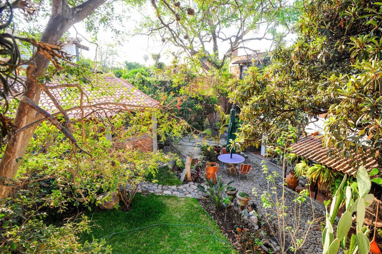 Casa Aurora Hotel Ajijic Exterior photo