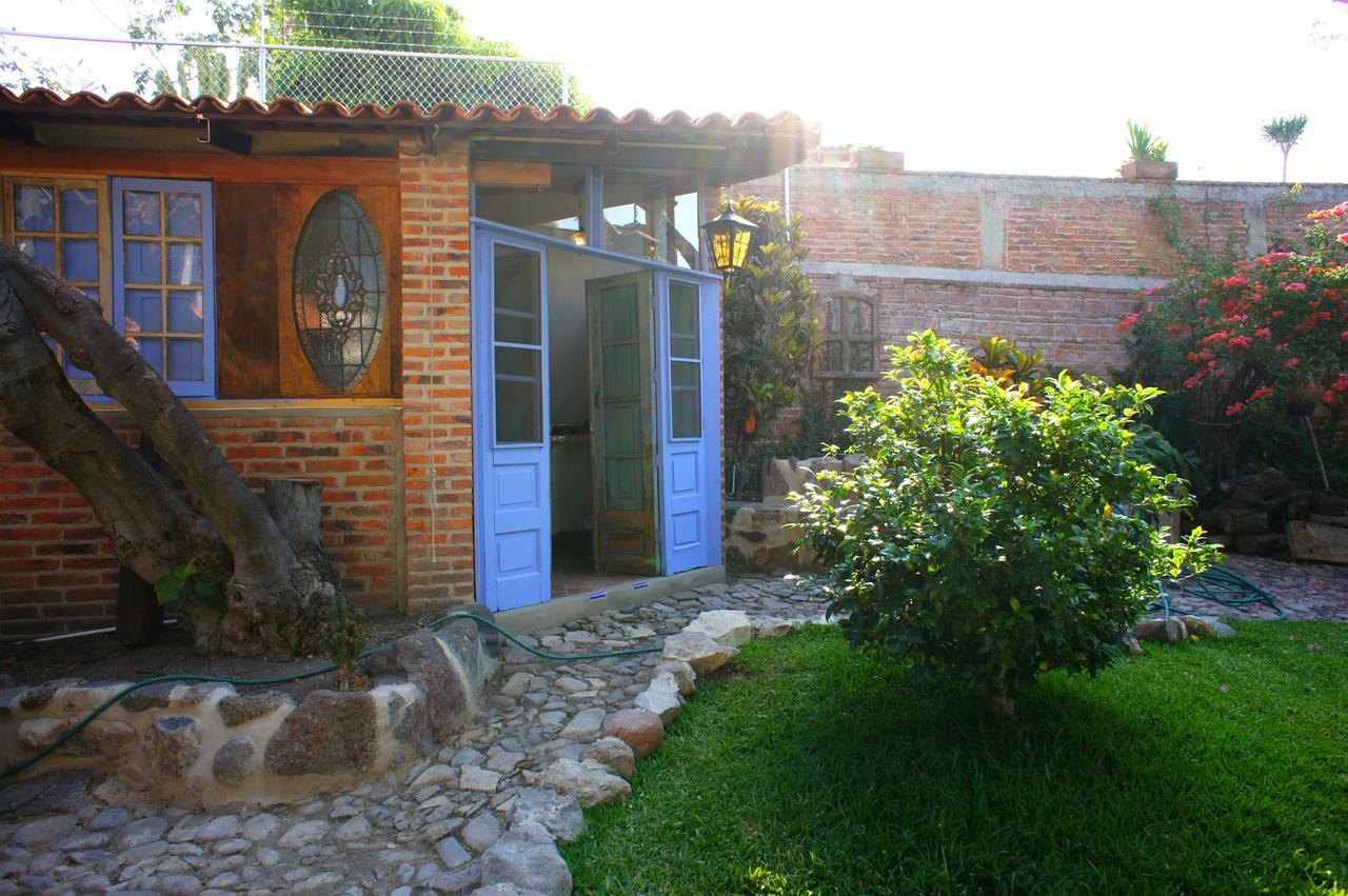 Casa Aurora Hotel Ajijic Exterior photo