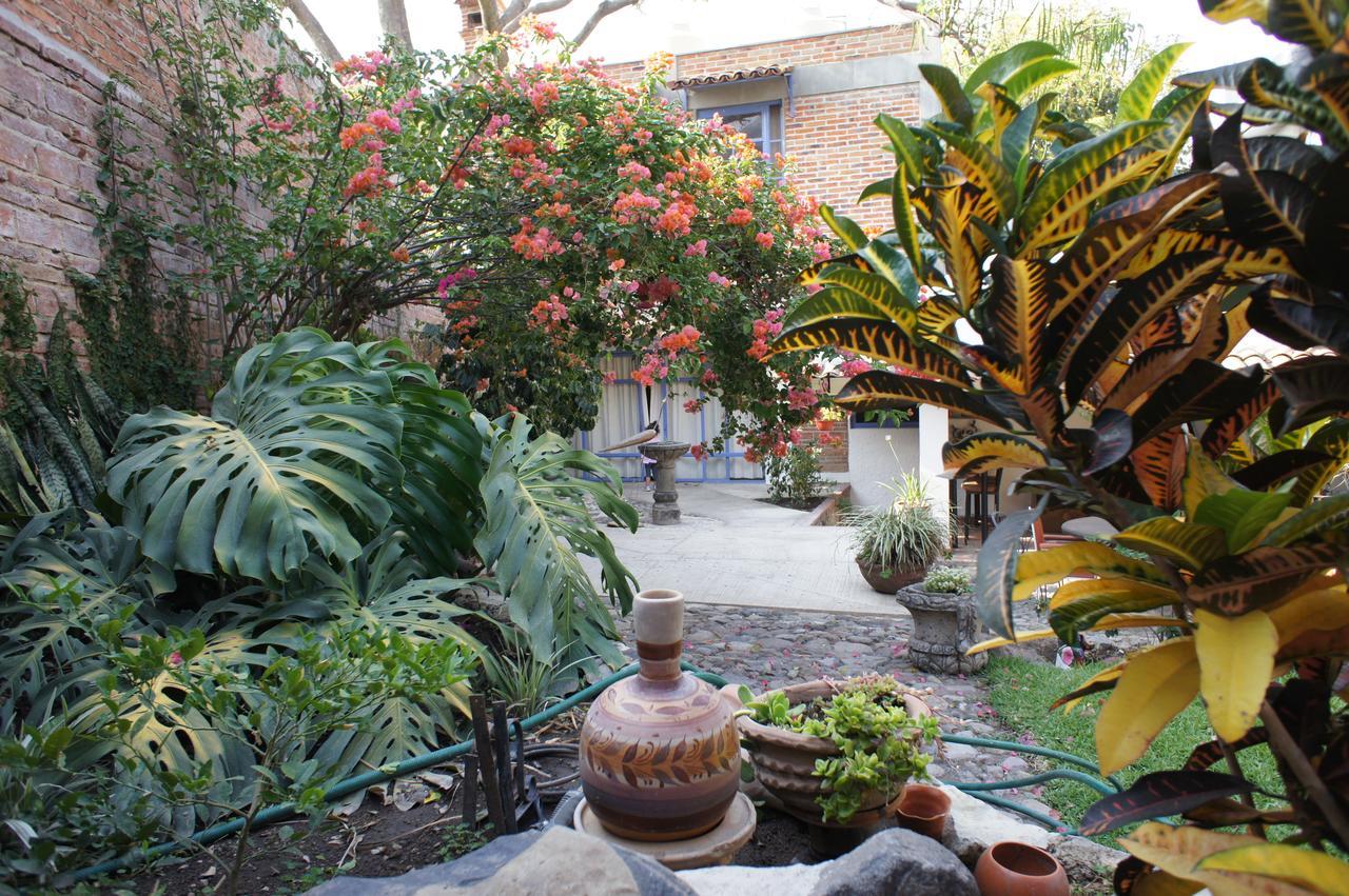 Casa Aurora Hotel Ajijic Exterior photo